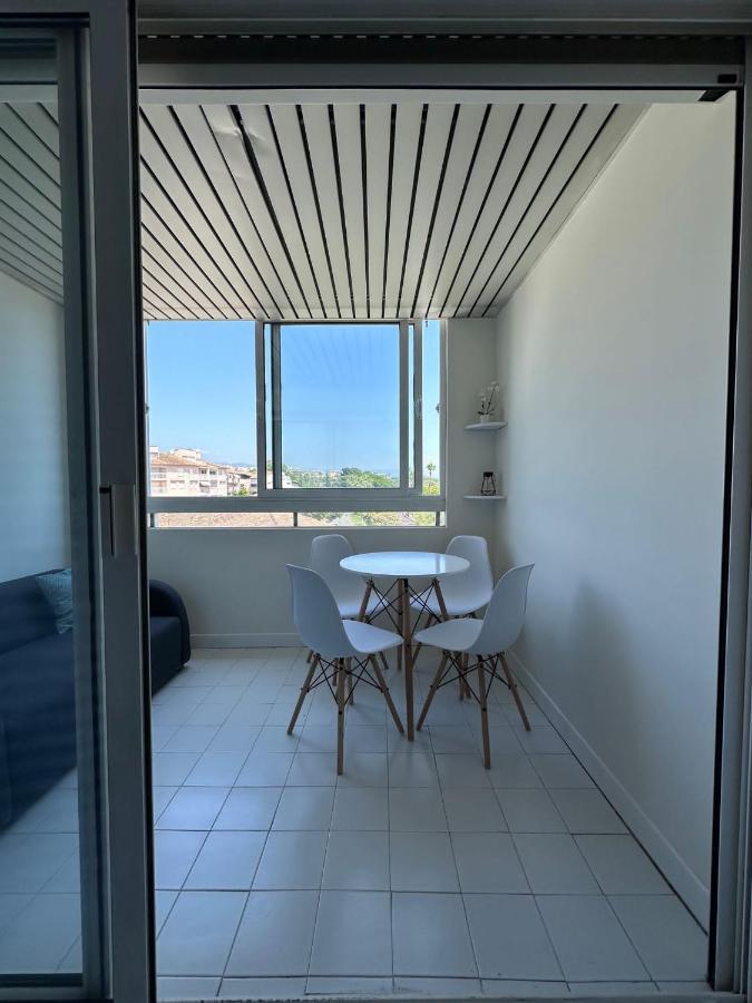 Studio Antibes Port Vauban. Exteriör bild